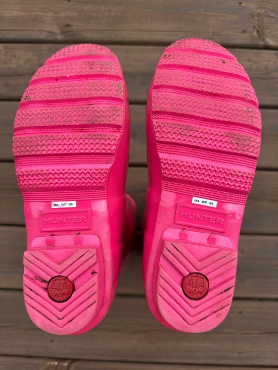 Hunter Glossy Hot Pink Tall Rain Boots - Picture 9 of 12